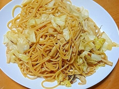 キャベツとエリンギのショウガ醤油パスタ